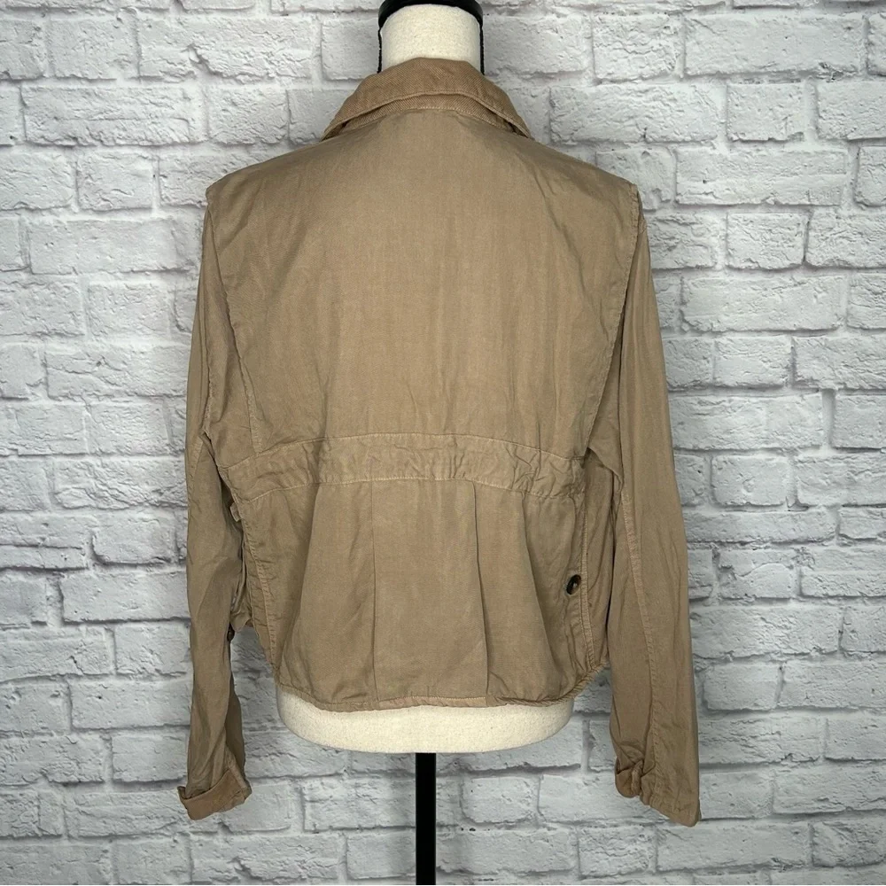 Velvet Torch Multi Pocket Utility Jacket in Khaki - Picture 6 of 14